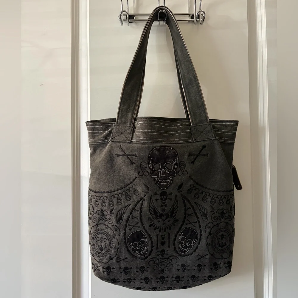 Loungefly Vintage Dia de los Muertos Tote - Picture 2 of 15